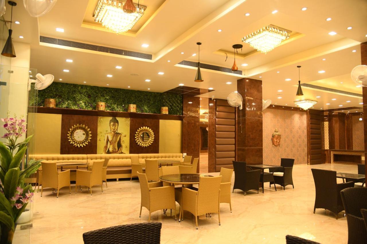 Hotel Riverside Meadows Vidisha Exterior foto