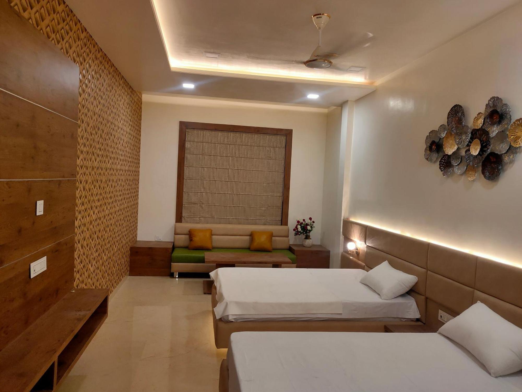 Hotel Riverside Meadows Vidisha Exterior foto
